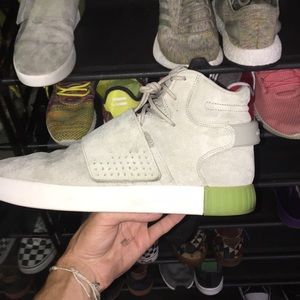 Adidas tubular invader ‼️‼️SOLD‼️‼️